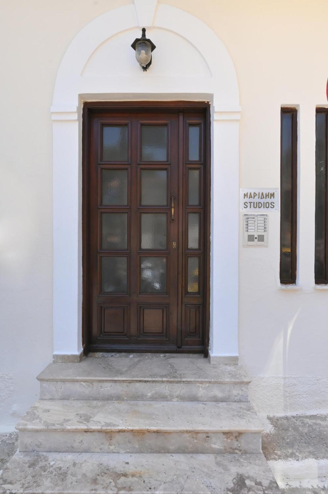 Maridim Studios Ermoupoli Exterior foto